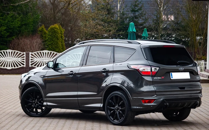 Ford Kuga cena 68900 przebieg: 102000, rok produkcji 2017 z Sochaczew małe 781